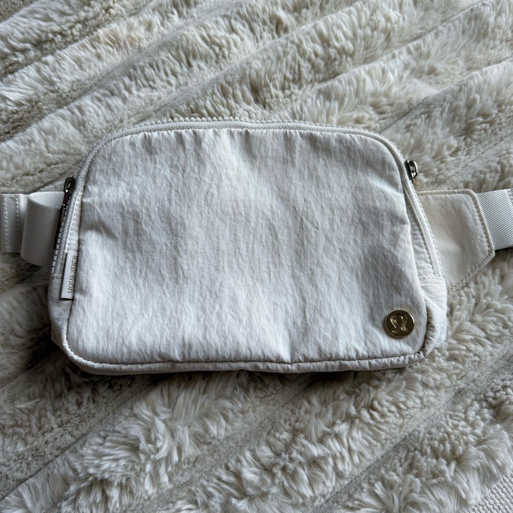 Lululemon Everywhere Belt Bag Large 2L